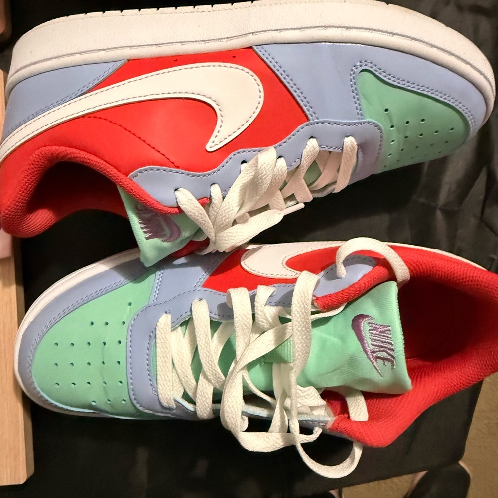 Nike Big Kids Court Borough Sneakers